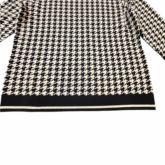 🖤🤍Talbots Black & White Houndstooth Sweater size M. Classic and NWOT - Picture 4 of 10